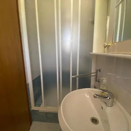 Niko Apartment