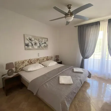 Apartment Niko *